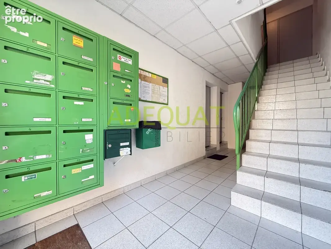 Bourgoin jallieu 'hyper centre ville' appartement de type 2 en duplex… - photo 11