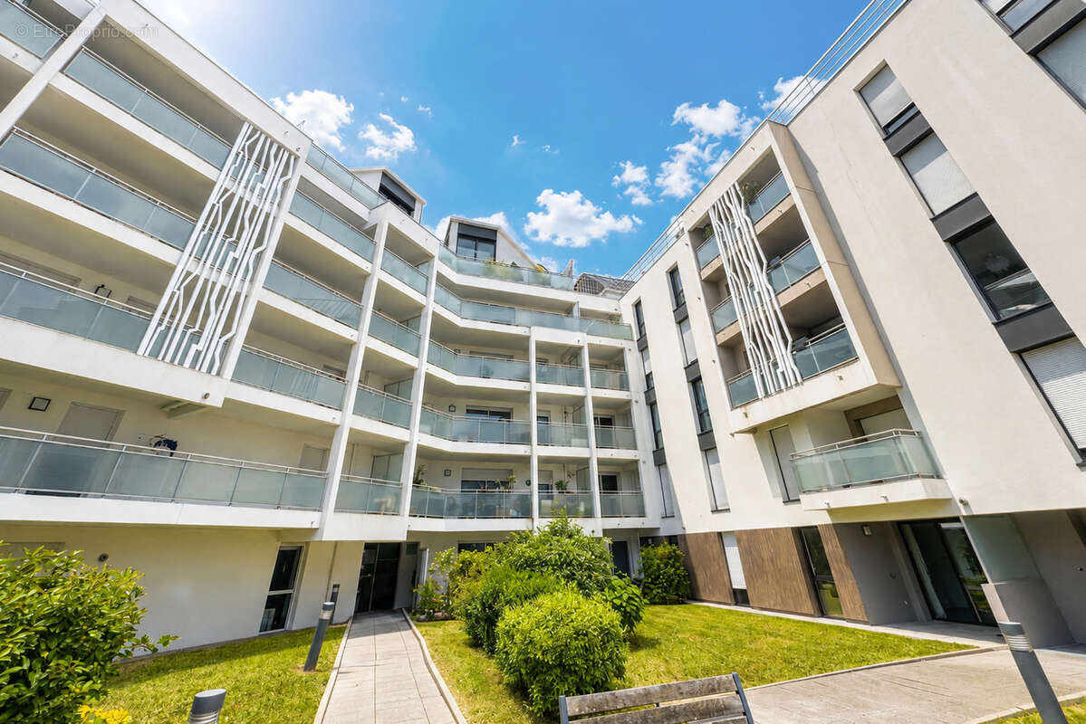 Appartement T4 - Longs Champs - photo 10