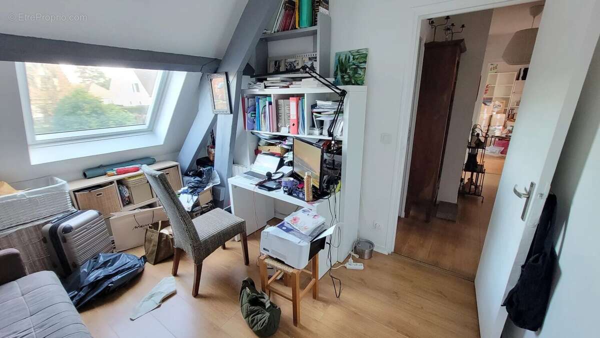 Maison à COUBRON