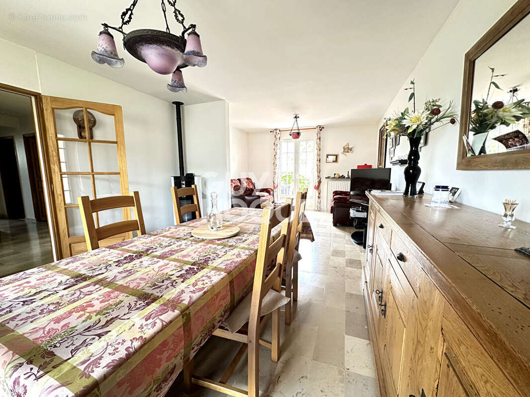 Maison 160 m² à Soissons  - photo 5
