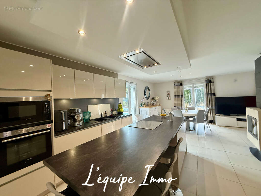 Villa t5 130m2 avec garage piscine et jardin attenant - photo 2