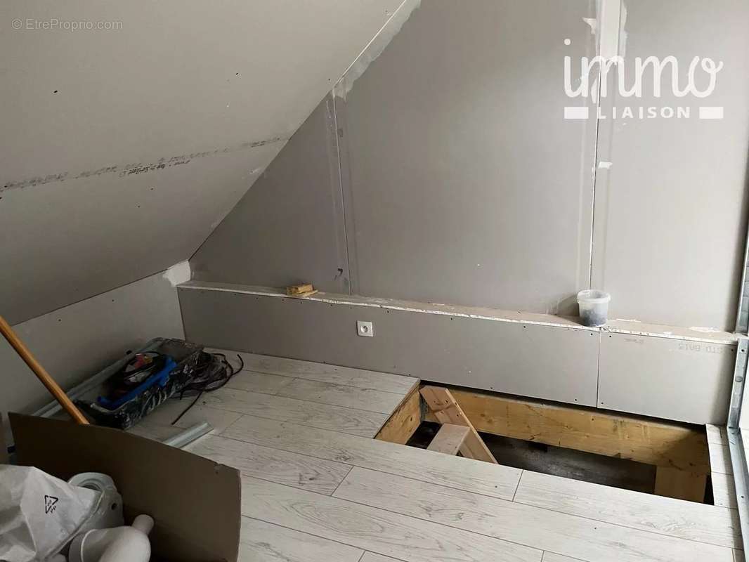 Maison à JOUE-SUR-ERDRE