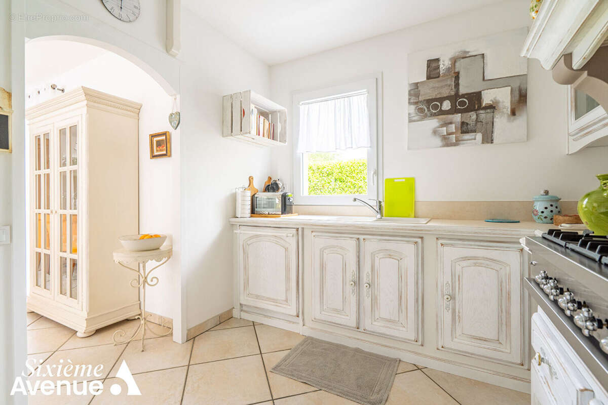 Maison Prémium - 3 pièces de 90m² avec grand jardin, piscine et garage - photo 6