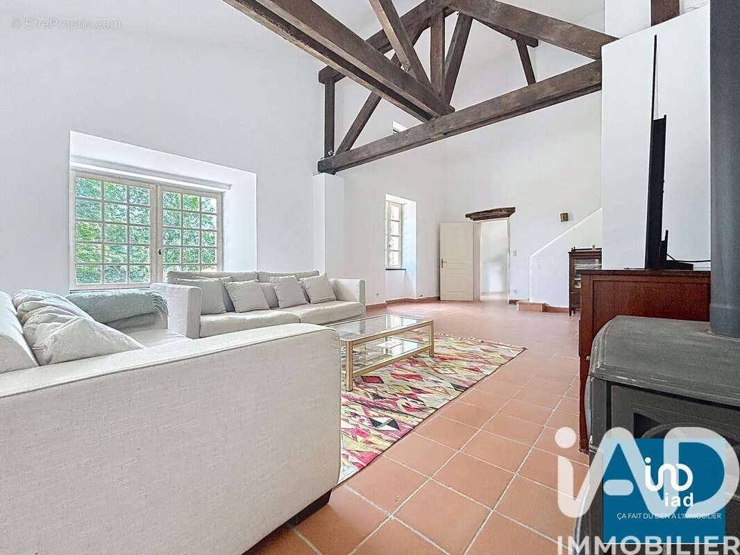 Maison 225 m² à Lectoure  - photo 7
