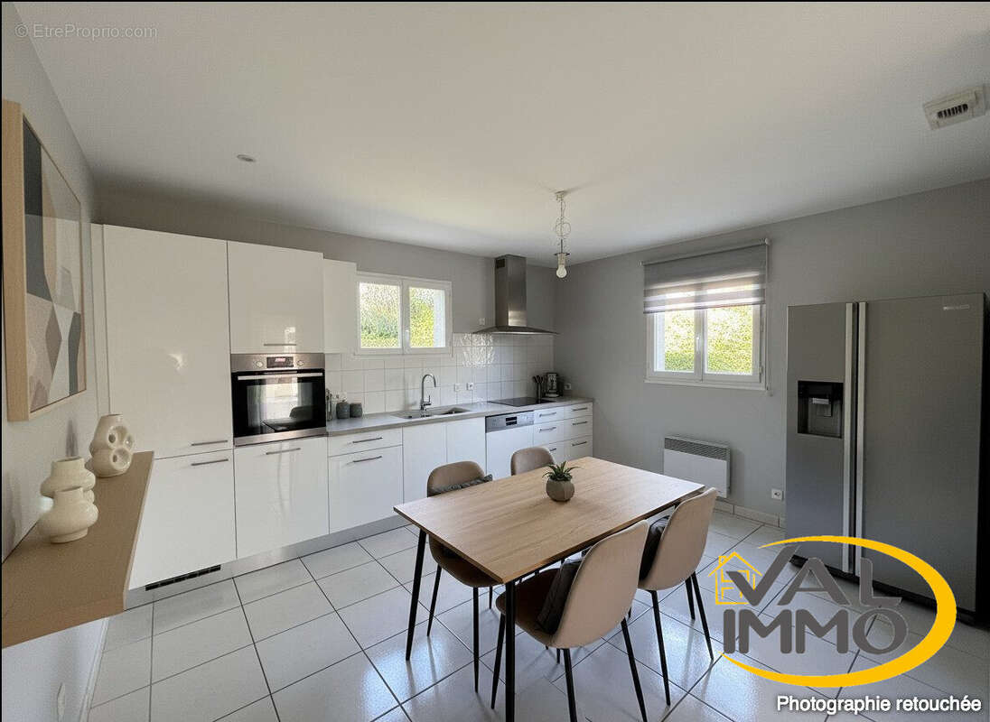 Photographie retouchée - Maison à TOURNEFEUILLE