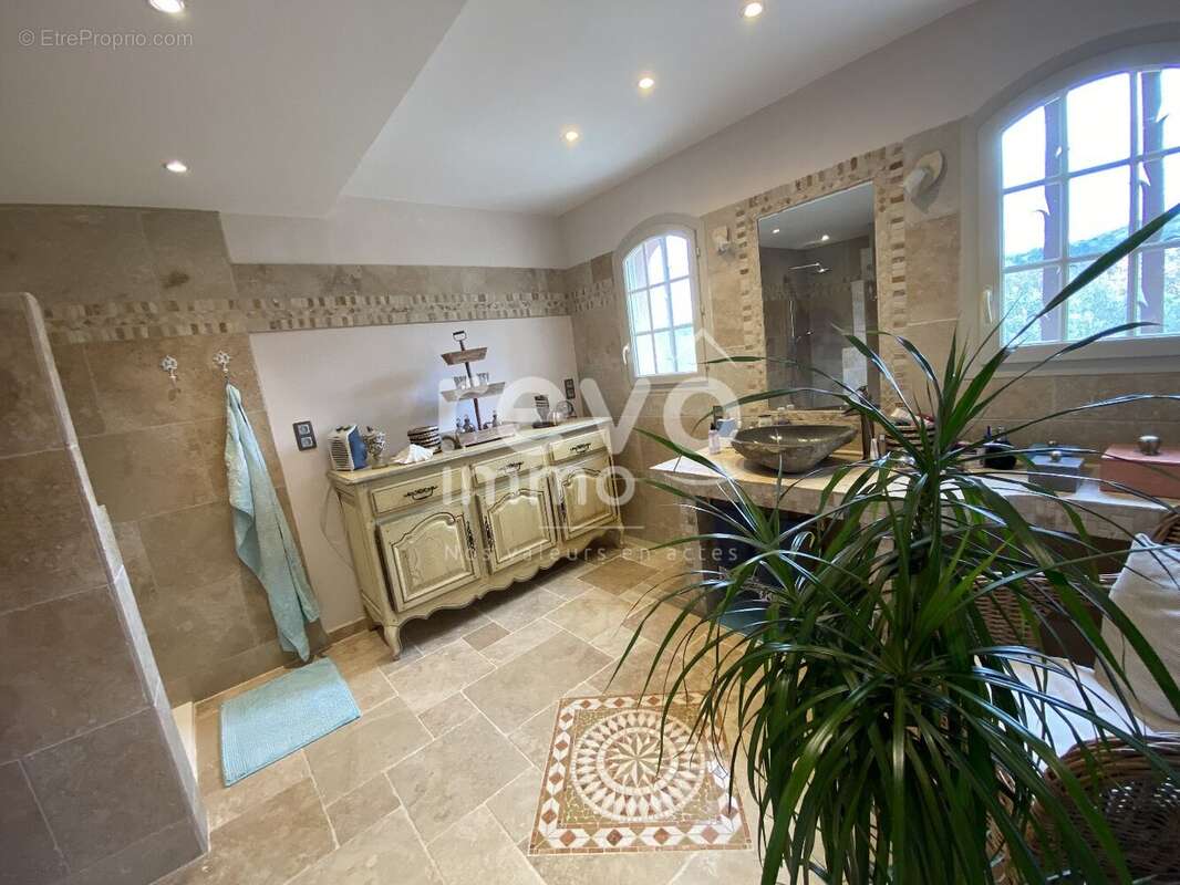 Maison à CLERMONT-L&#039;HERAULT