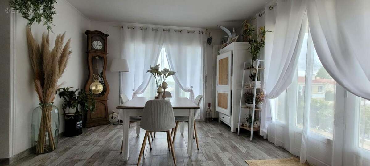 Maison à LE CHAMP-SAINT-PERE