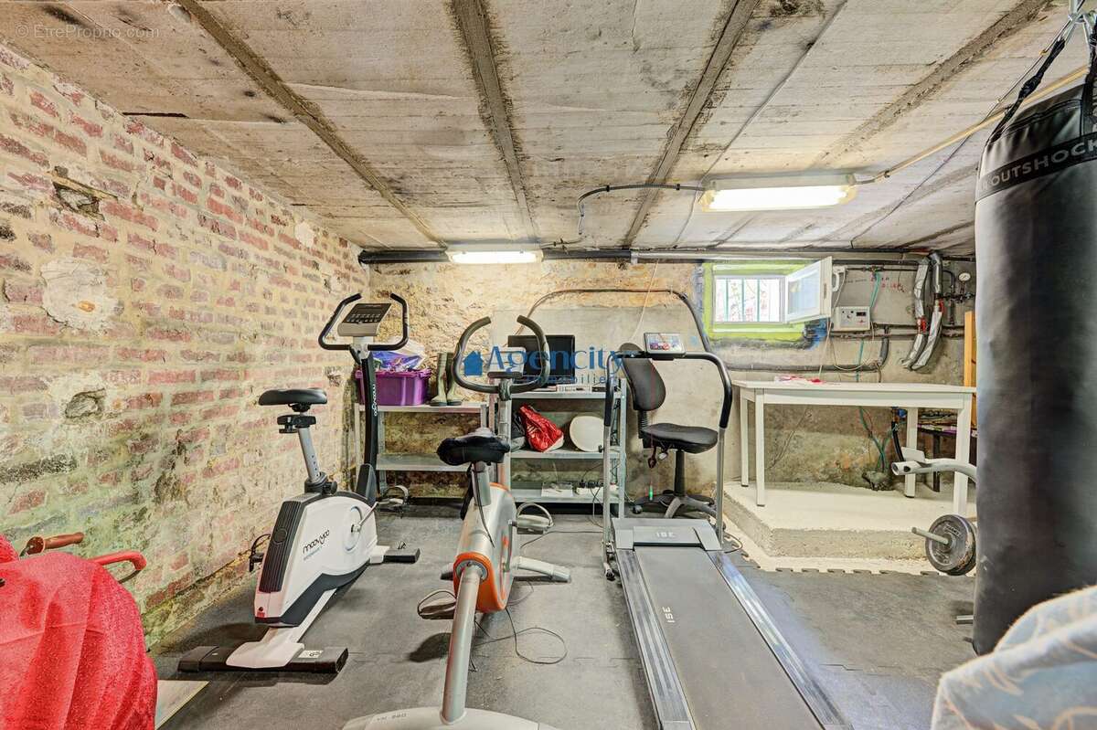 salle de sport  - Maison à VILLEMOMBLE