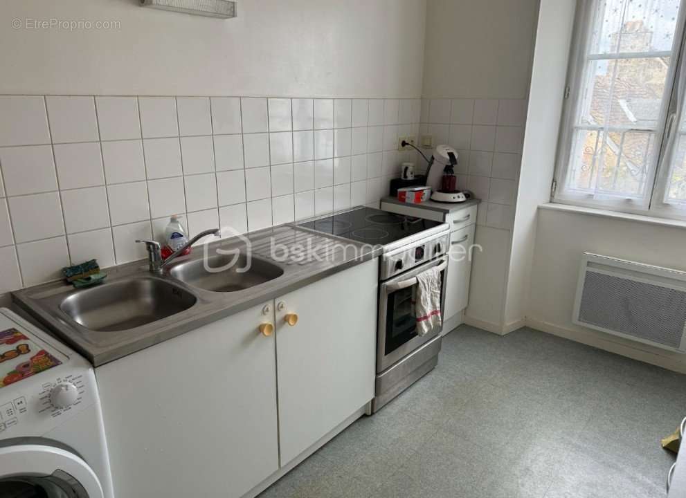 Maison à NEUILLE-PONT-PIERRE