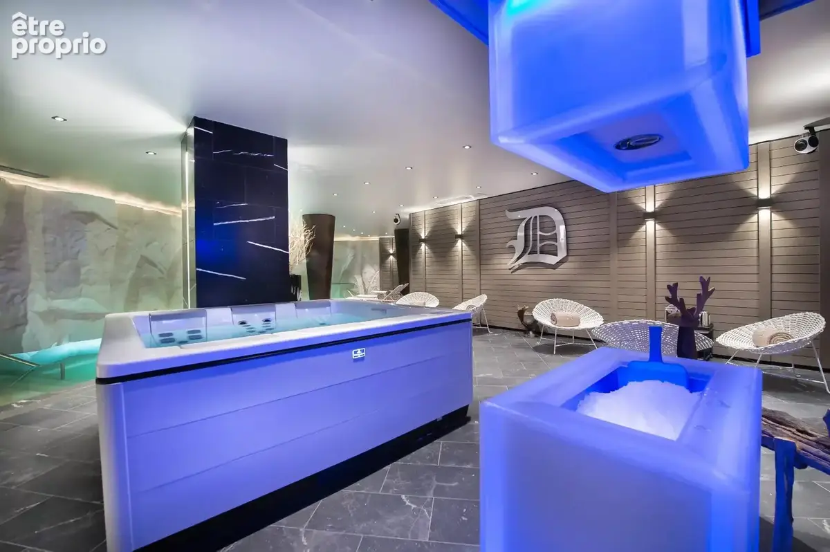 COURCHEVEL 1850  Chalet avec prestations haut de gamme - photo 13