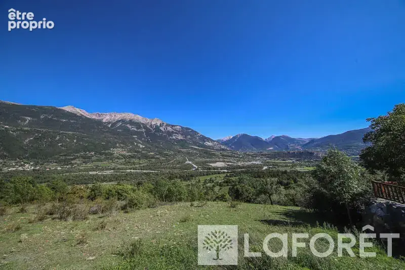 Appartement à SAINT-CREPIN