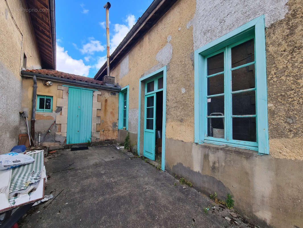 Maison à BELIN-BELIET