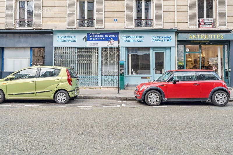 Commerce à PARIS-17E