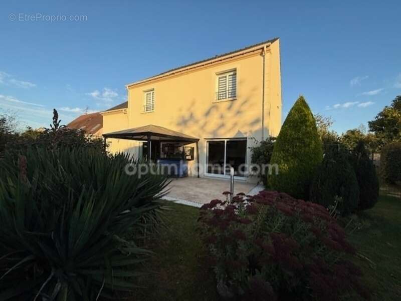 Maison à CORBREUSE