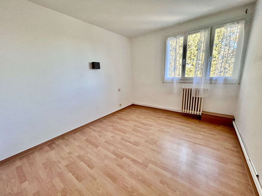 Appartement Montpellier  Parc Montcalm -T4  93 m2 - photo 5