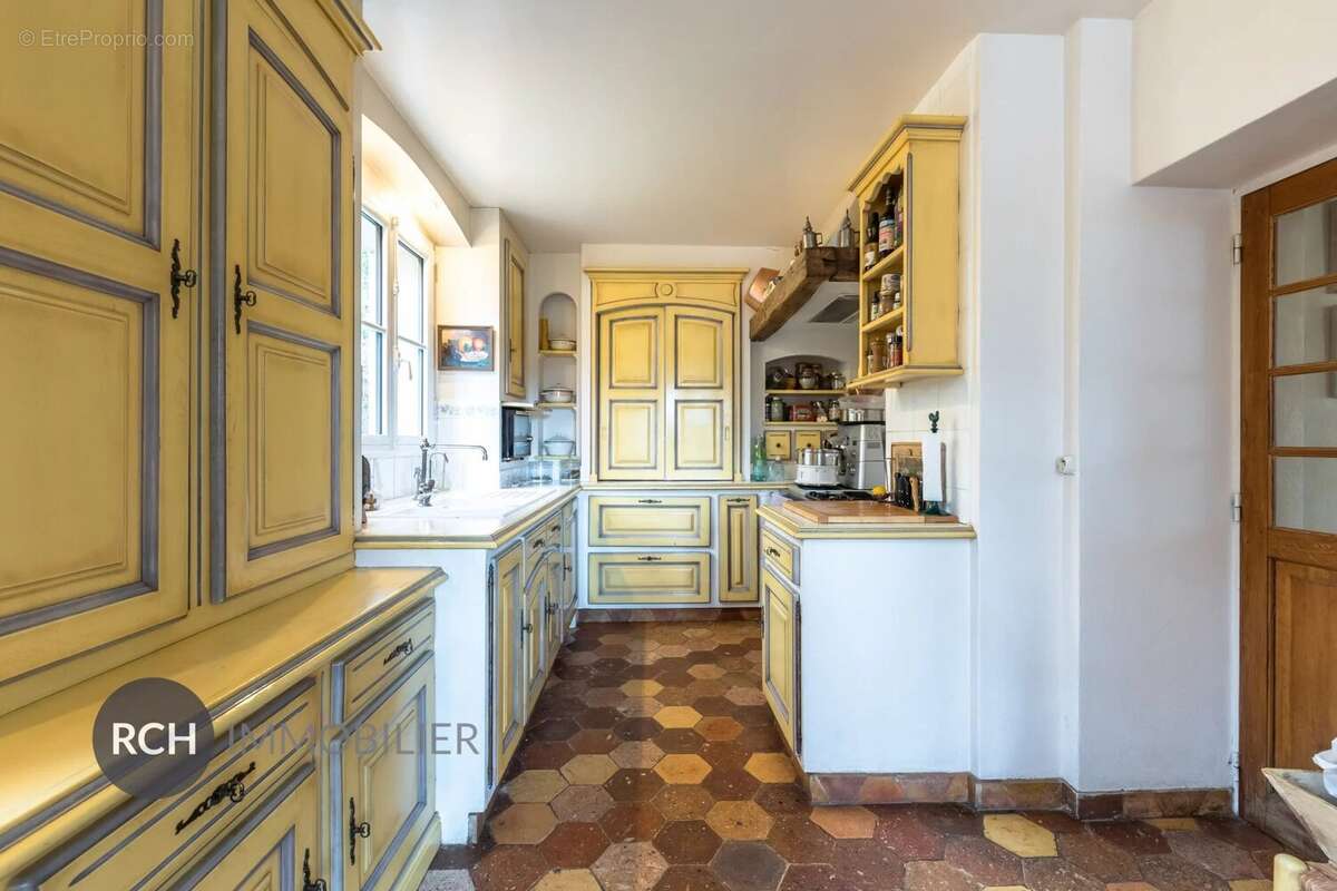 Maison à MONTFORT-L'AMAURY