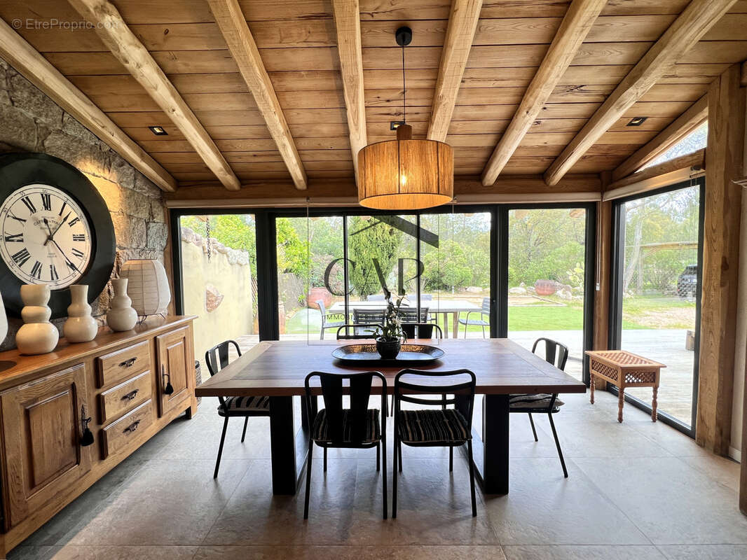 Maison à SAN-GAVINO-DI-CARBINI
