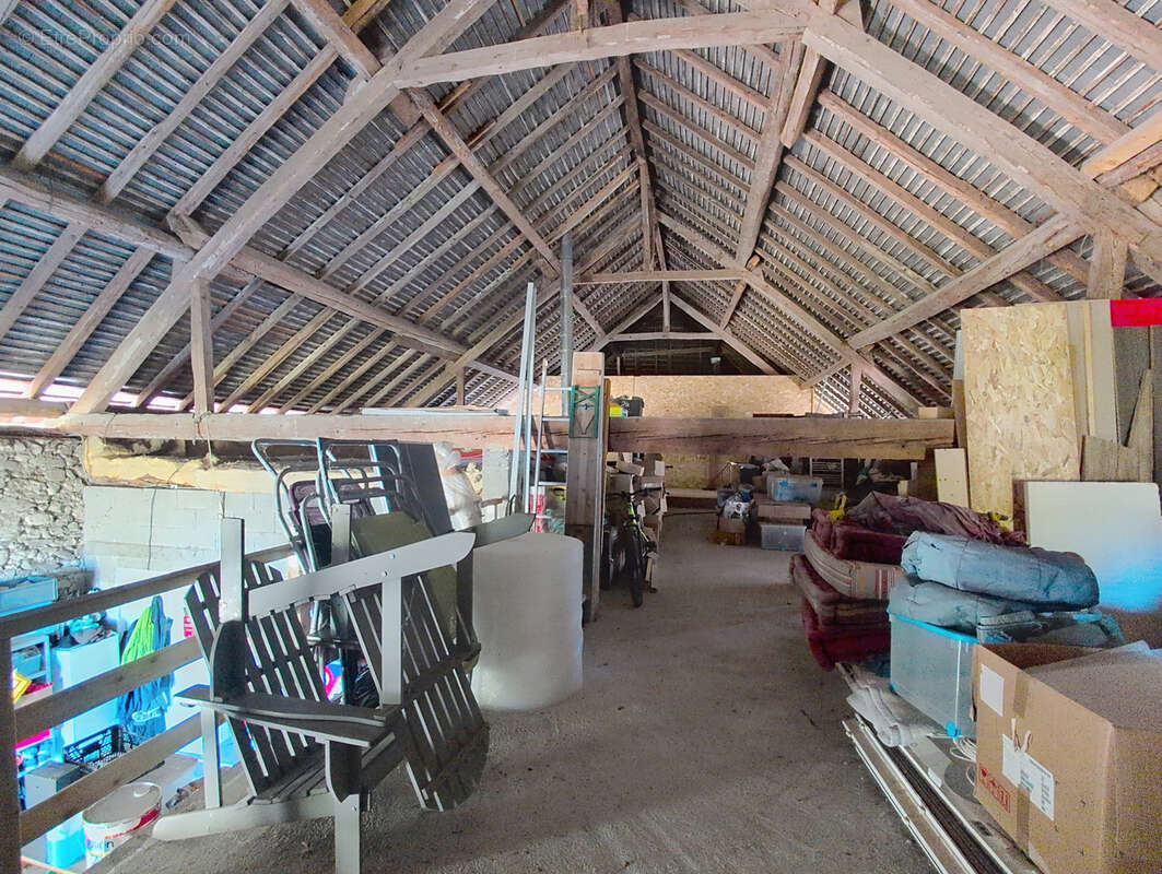 Maison à ALBY-SUR-CHERAN