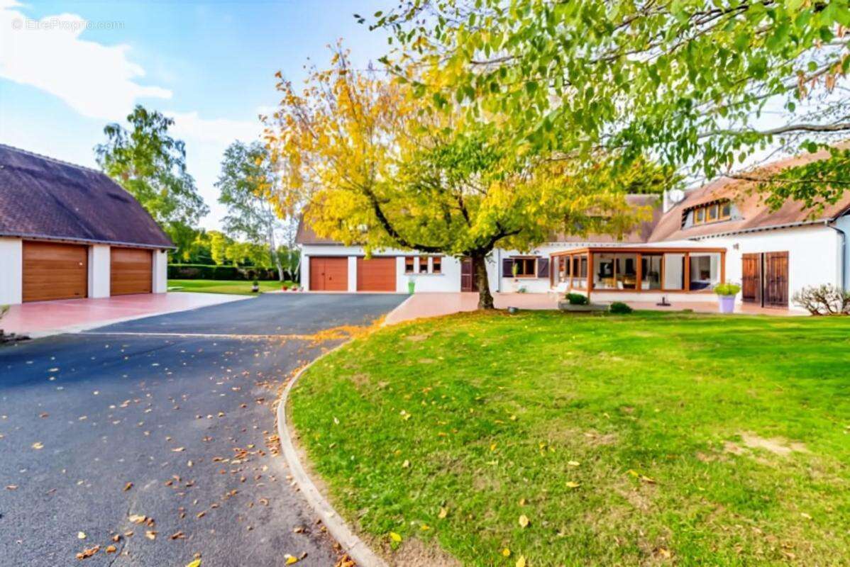 Maison à DAMPIERRE-EN-GRACAY