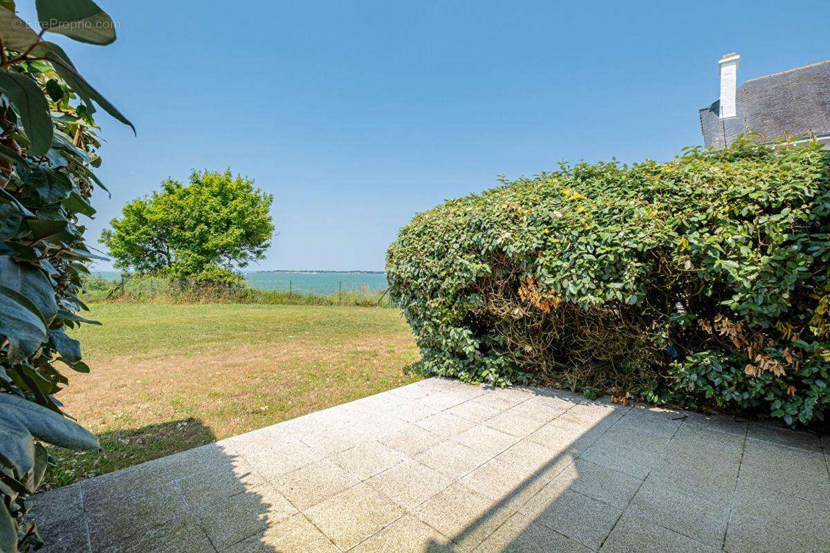 Appartement à MESQUER