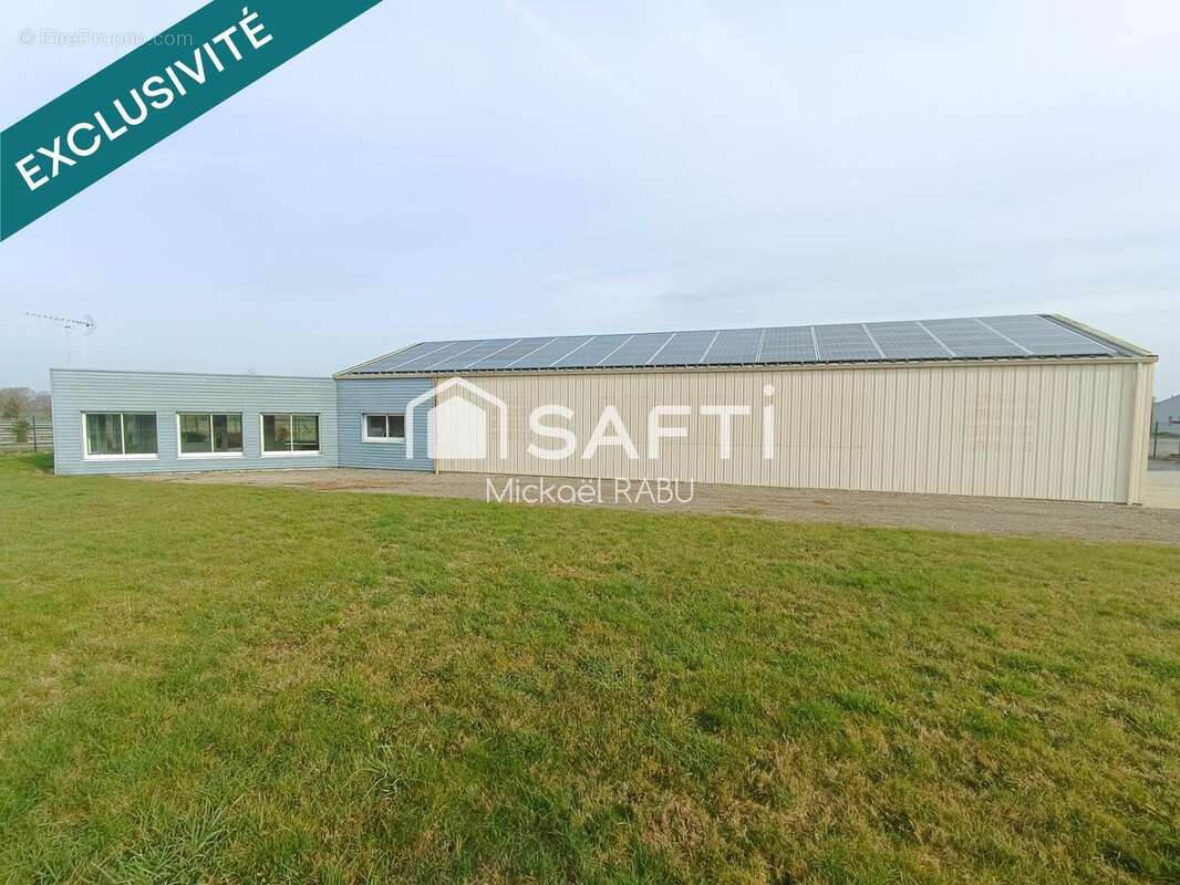 Photo 2 - Commerce à JANS