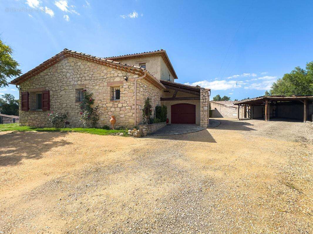Maison à BOISSET-ET-GAUJAC