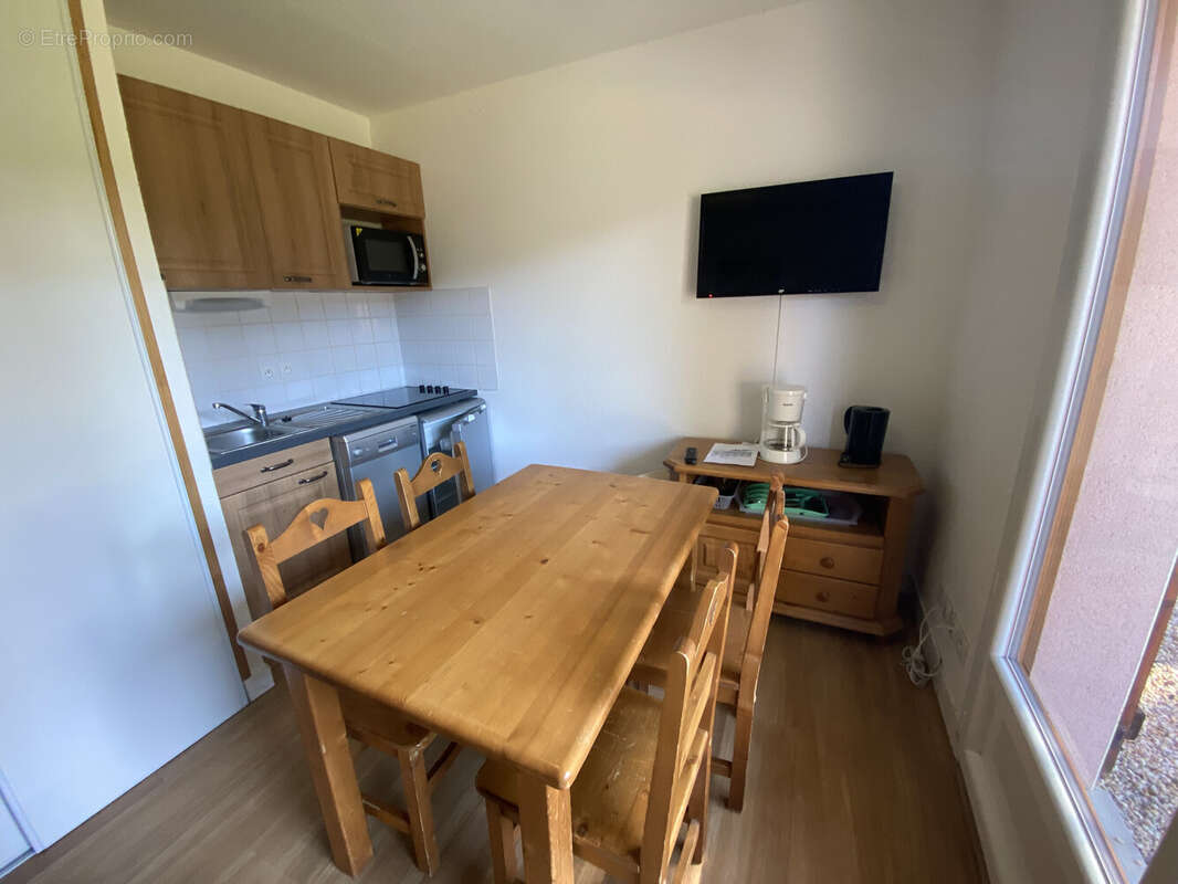 Appartement à COMPAINS