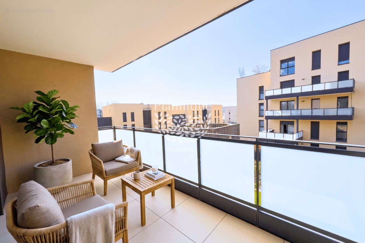 Appartement à FERNEY-VOLTAIRE