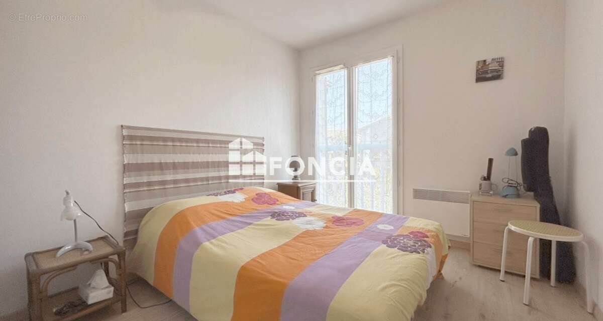 Appartement à ANGRESSE