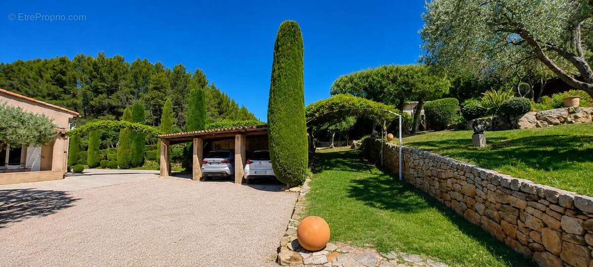Maison à DRAGUIGNAN