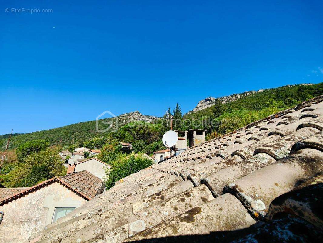 Maison à COLOMBIERES-SUR-ORB