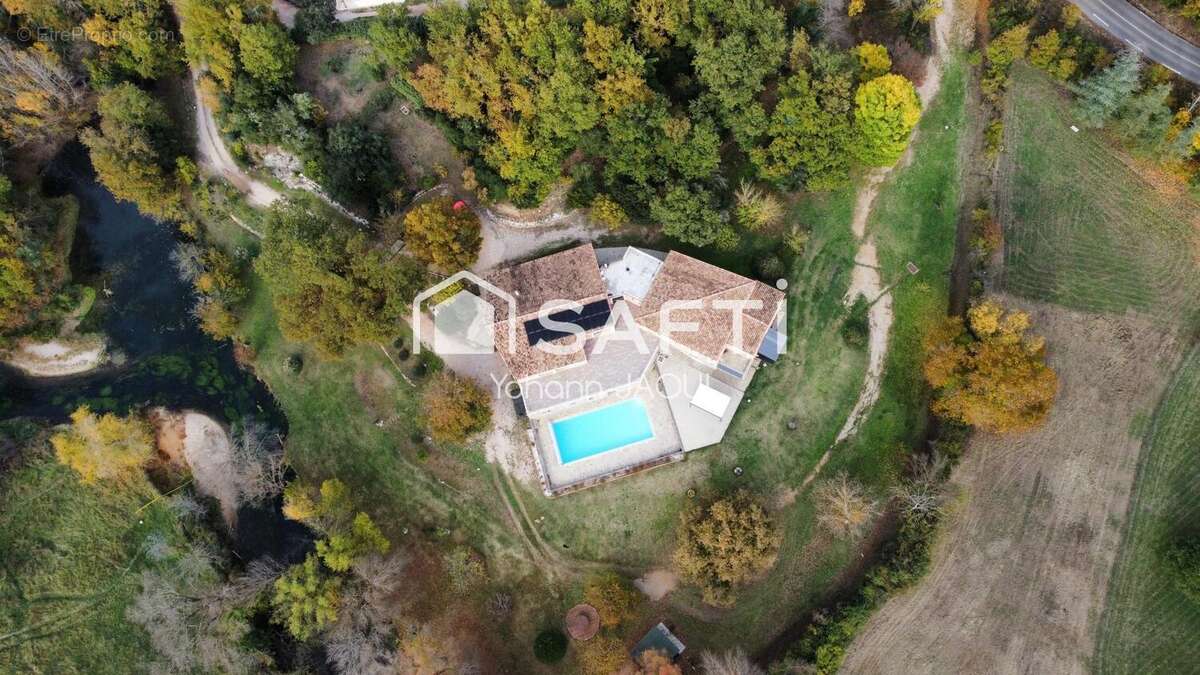 Photo 2 - Maison à CHATEAUVERT