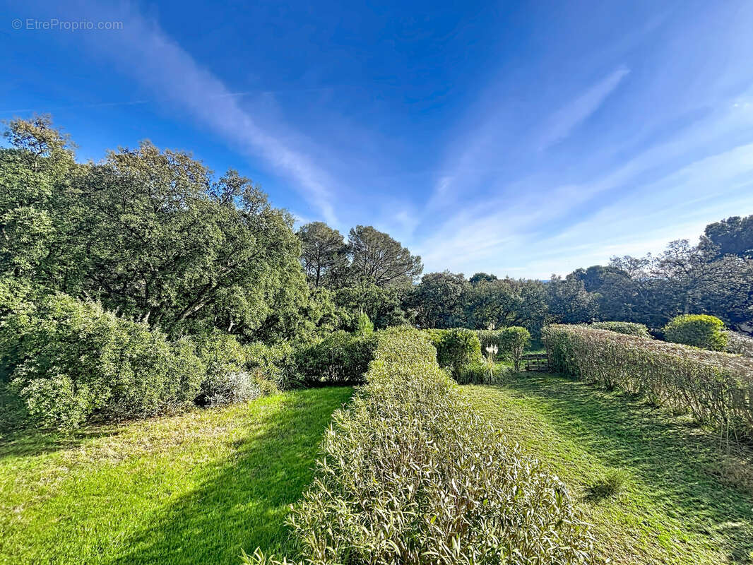 Appartement à SAINT-RAPHAEL