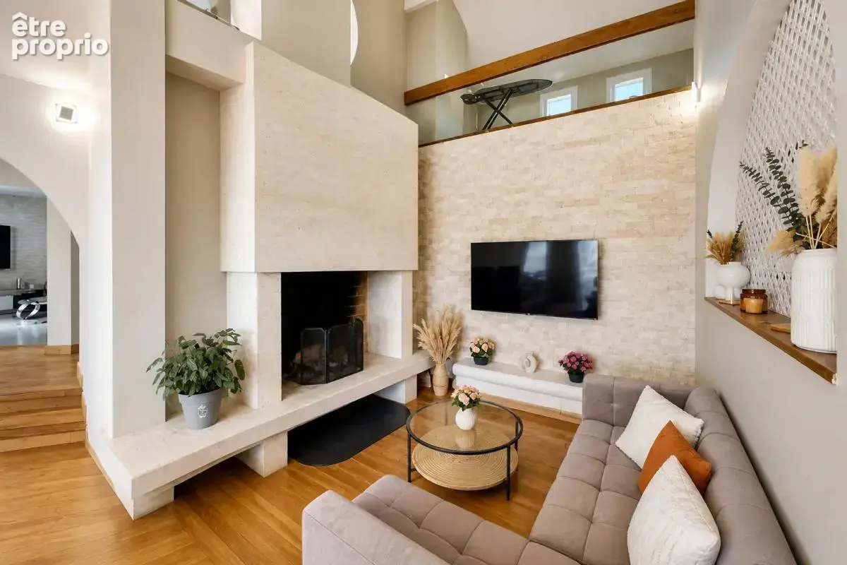 Maison de 10 pièces de 282 m² à Bourg-de-Visa - photo 4