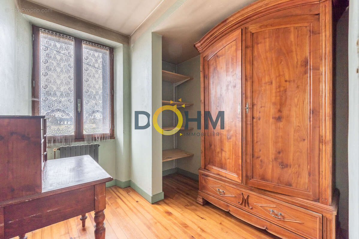 Maison avec dépendances et pré attenant - photo 13