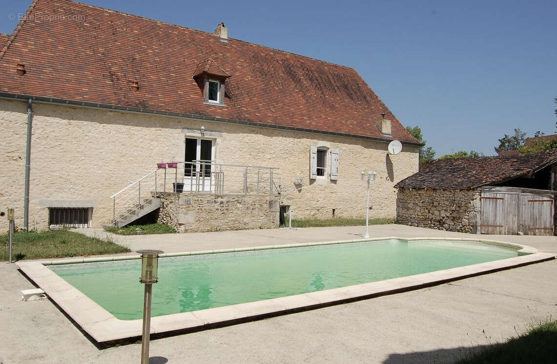 Maison en pierre rénovée accès de plain pied -  piscine   Calès 46350 - photo 2