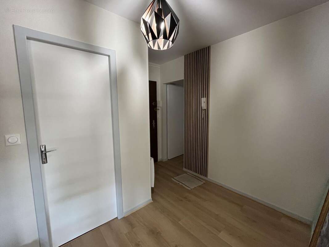 Appartement 105 m² à Epernay  - photo 4
