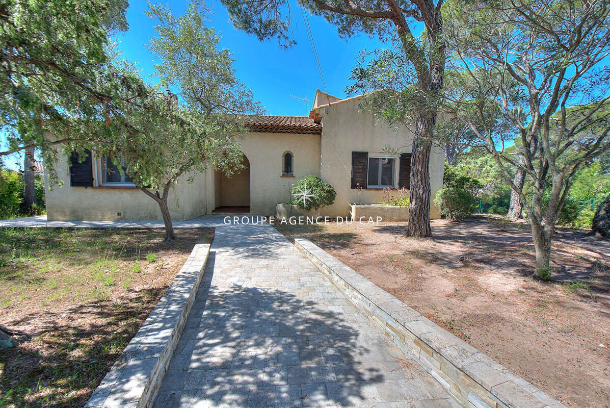 Maison à FREJUS