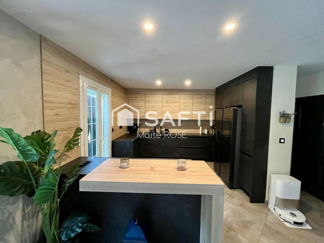 Photo 1 - Maison à GUIGNEVILLE-SUR-ESSONNE