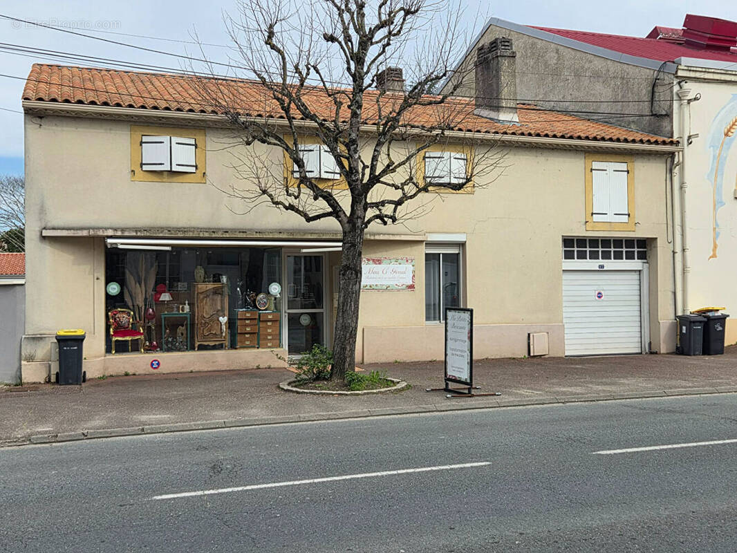 Maison à SAINTE-BAZEILLE