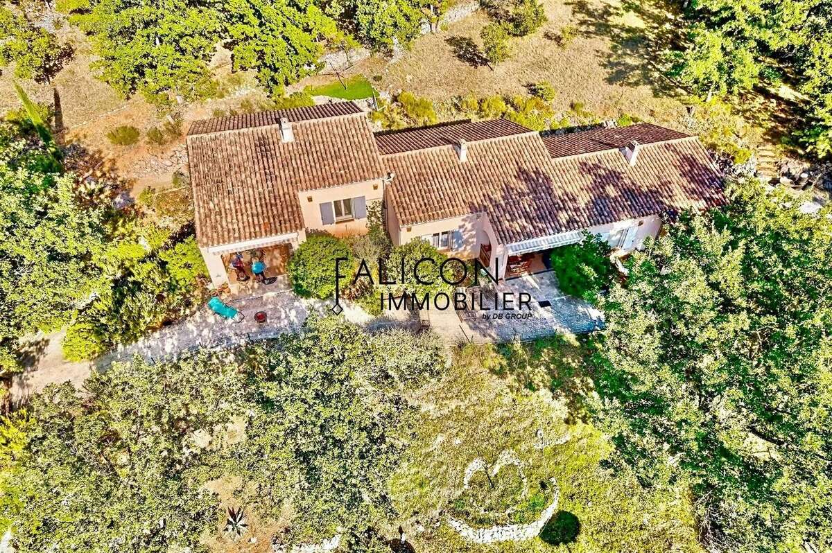 Maison à ESPARRON-DE-VERDON