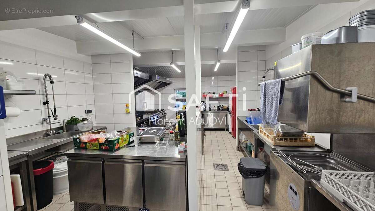 Photo 7 - Commerce à BUYSSCHEURE