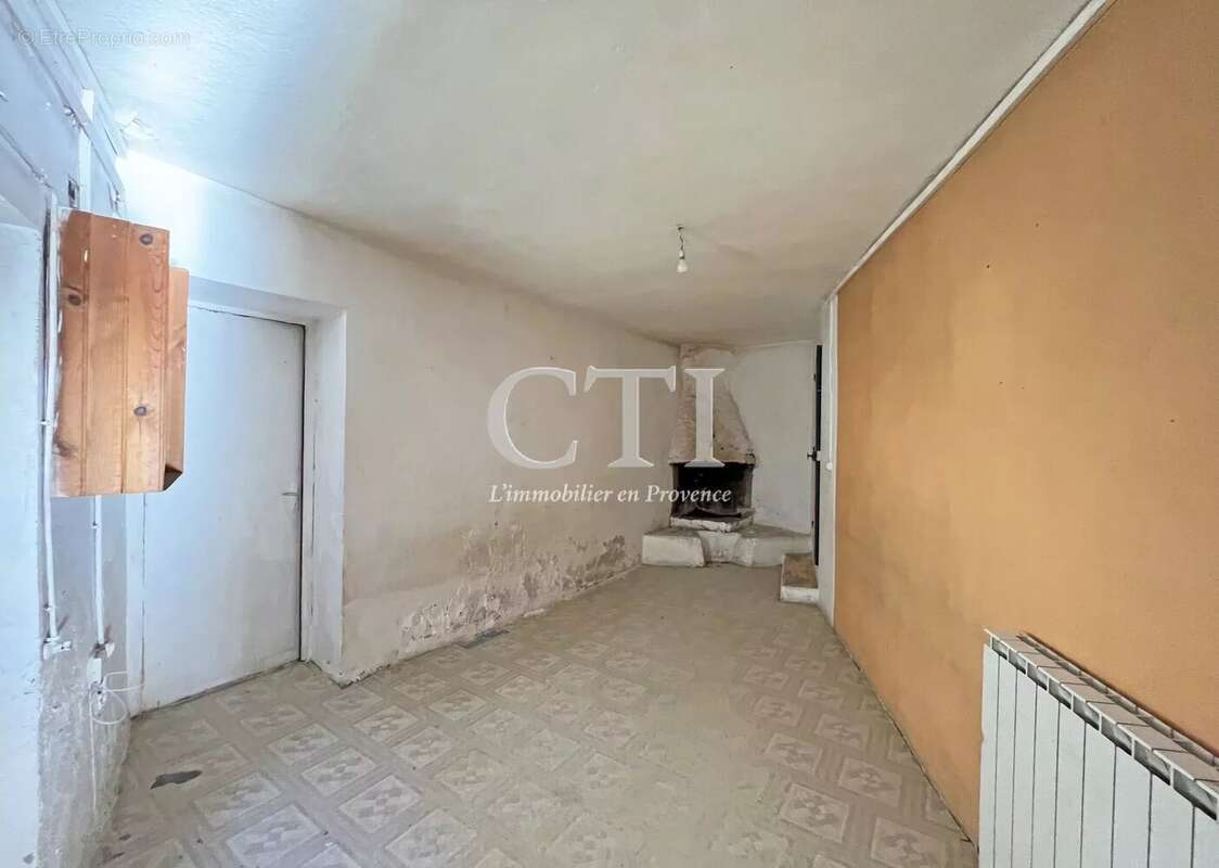 Maison à VAISON-LA-ROMAINE