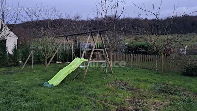 Maison à RESSONS-LE-LONG