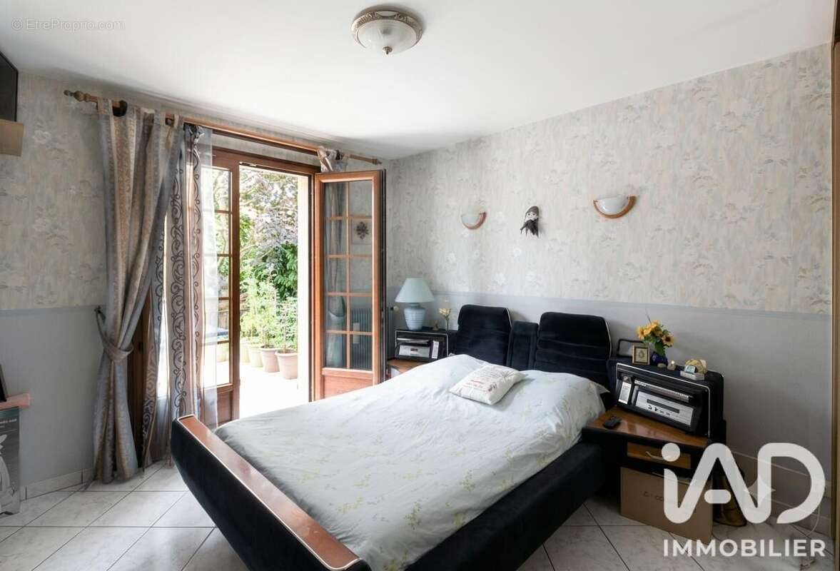 Maison 140 m² à Sartrouville  - photo 6