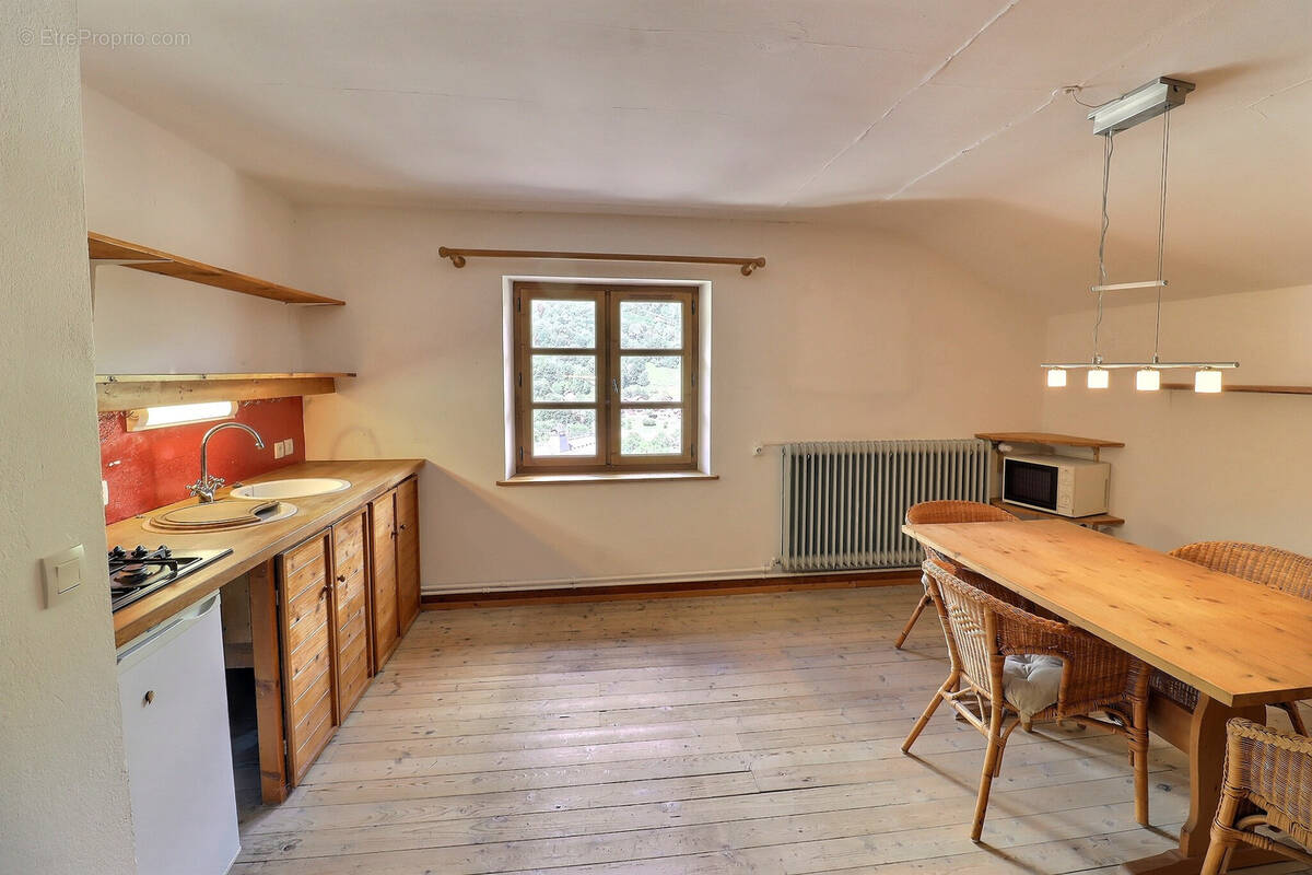 Appartement à LES ALLUES
