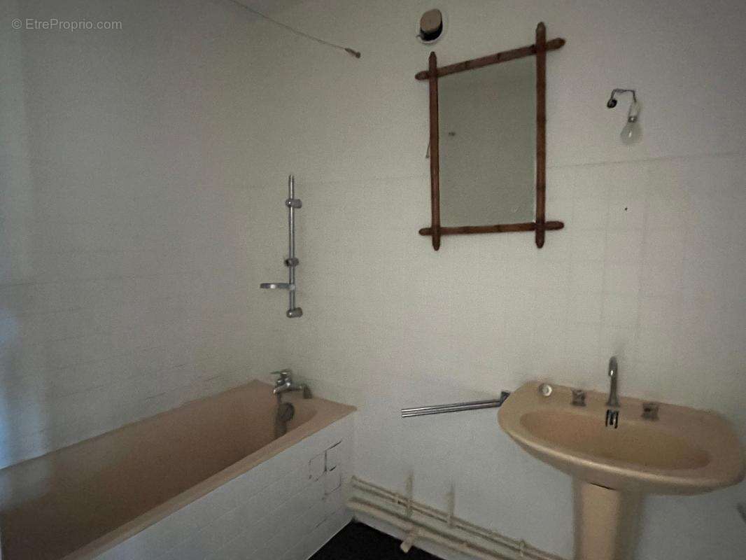 Appartement à VAISON-LA-ROMAINE