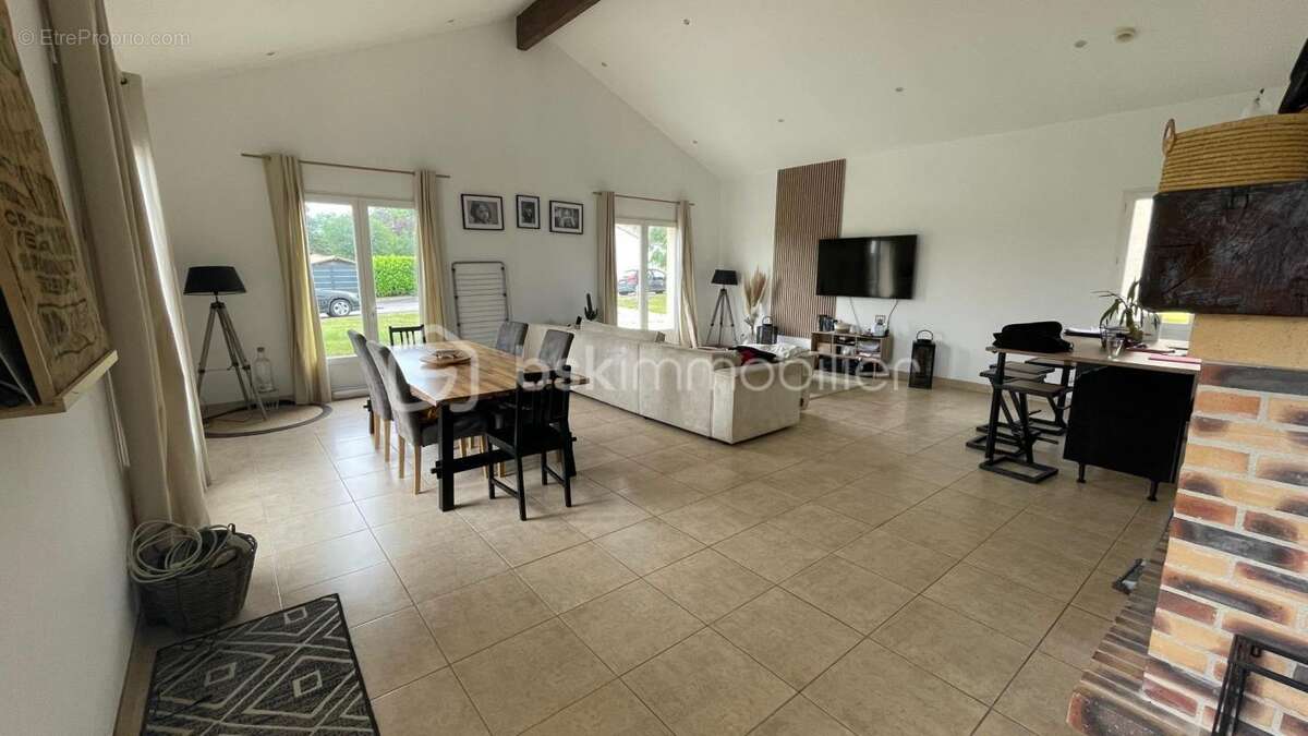 Maison à MIRAMONT-DE-GUYENNE