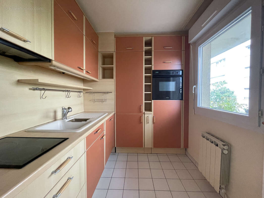 Appartement à CLICHY