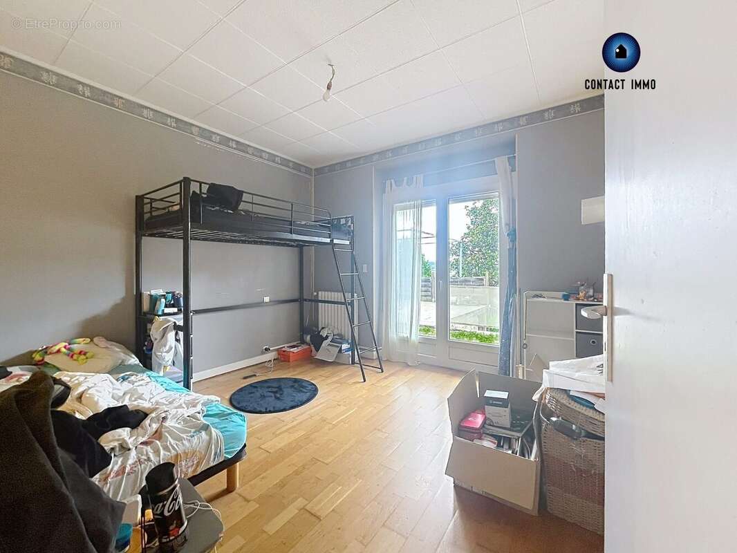 Maison 110 m² à Brive-La-Gaillarde  - photo 9